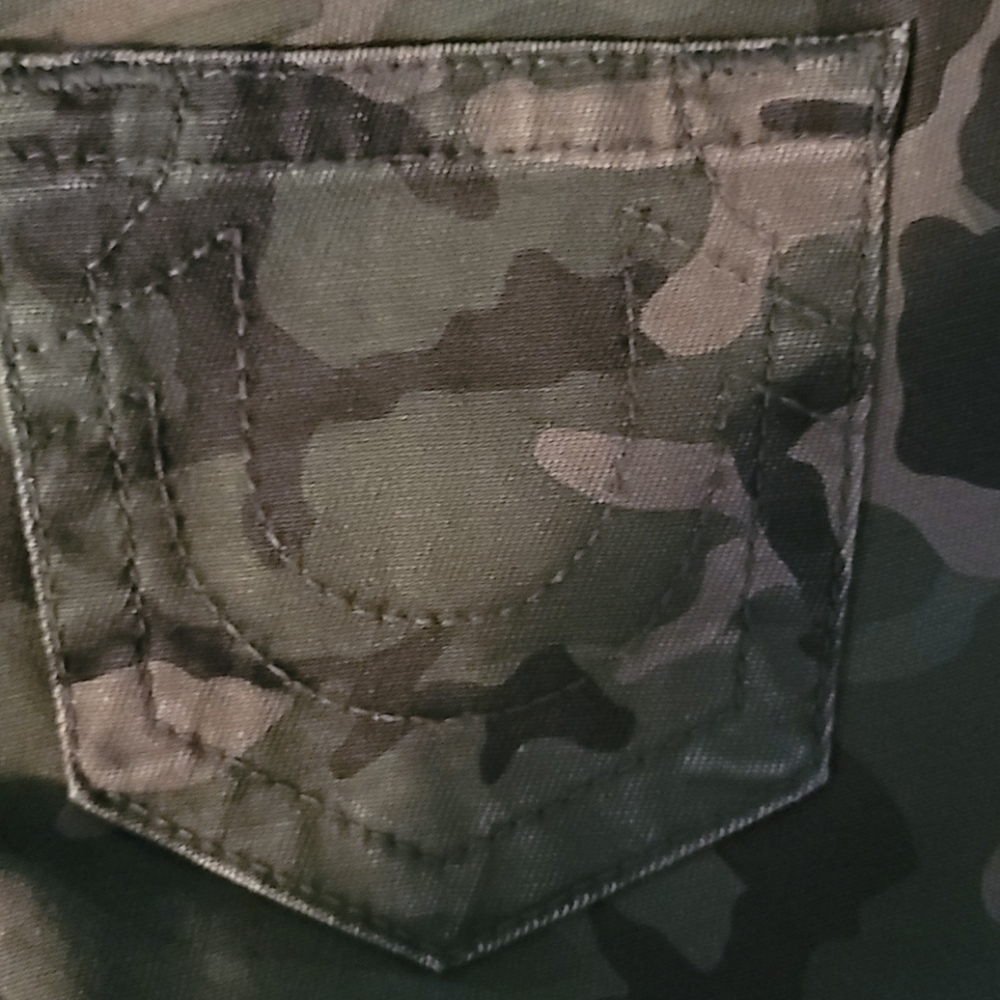 True Religion Camo Jeans - Picture 2 of 6